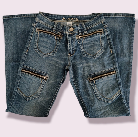 AB Wide Leg Blue Jeans with multiple pockets - Picture 4 of 16